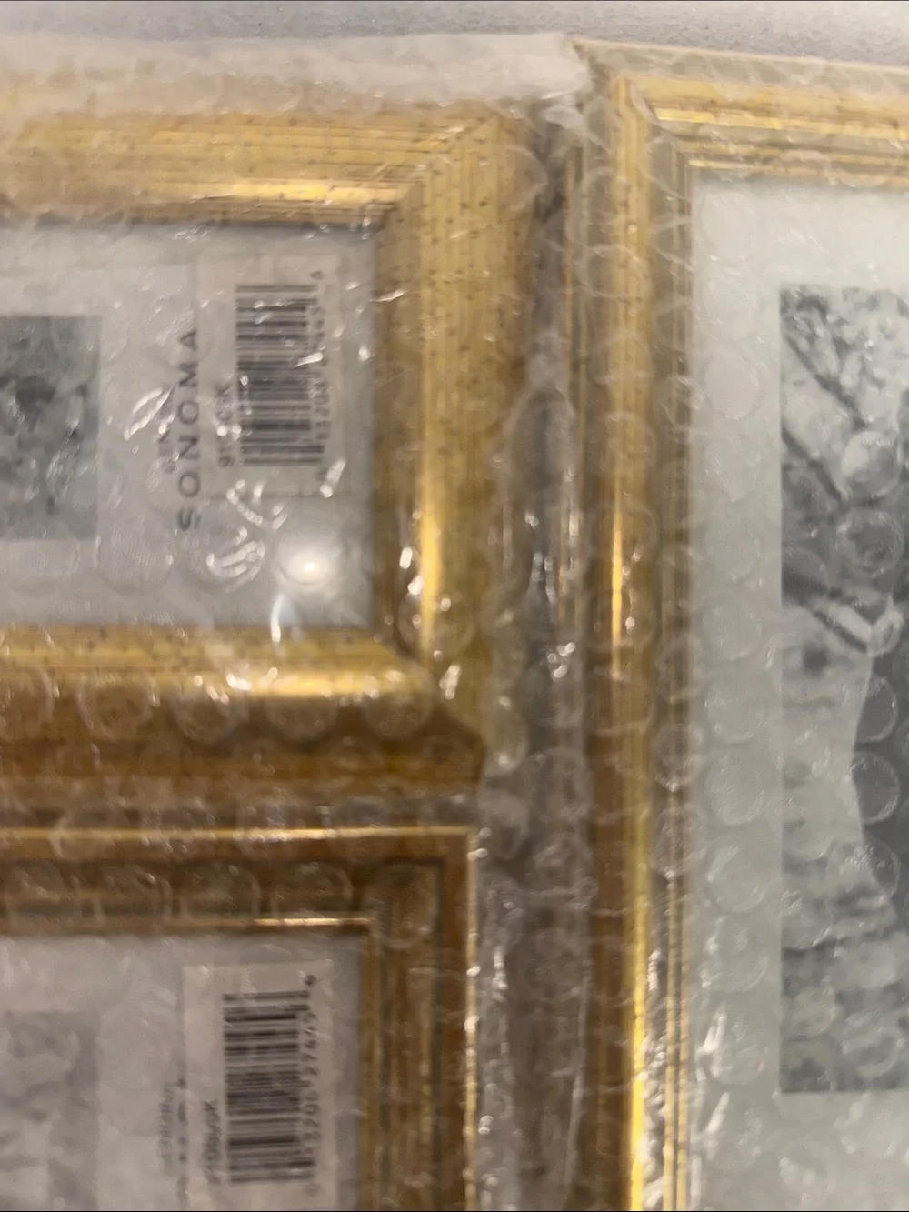 Sonoma Set of 5T extured Gold Picture Frames